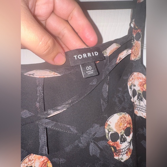 Torrid top - Picture 3 of 3
